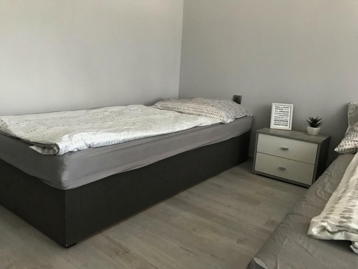 Varga Vendégház Tiszakécske Kültér fotó